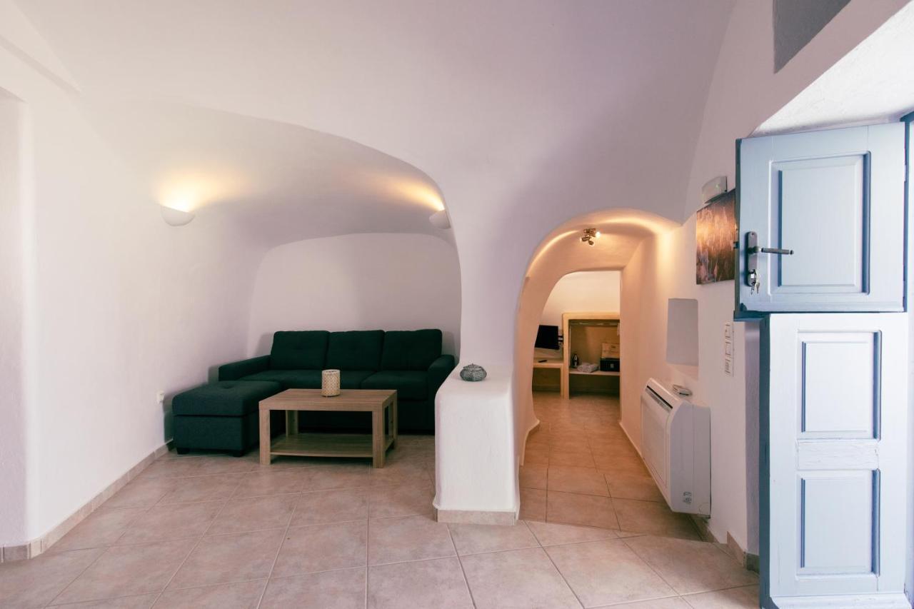 Gemini Cave אויה